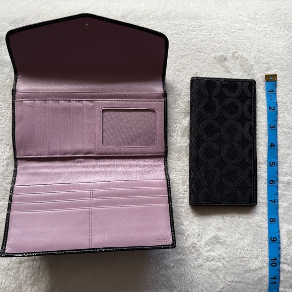 Coach Madison Signature Checkbook Flap Wallet - Picture 3 of 10